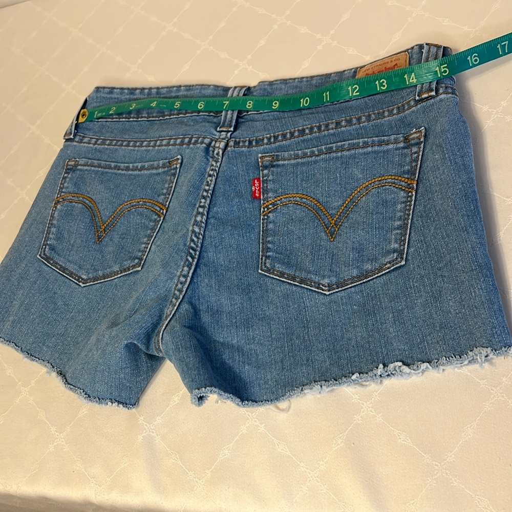 Levi’s denim shorts, size 9. 3” inseam.